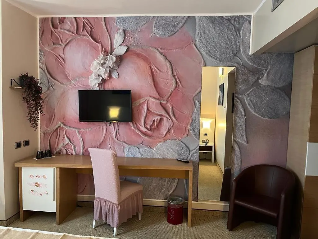 Hotel Sporting Brugherio 3*,  Italien
